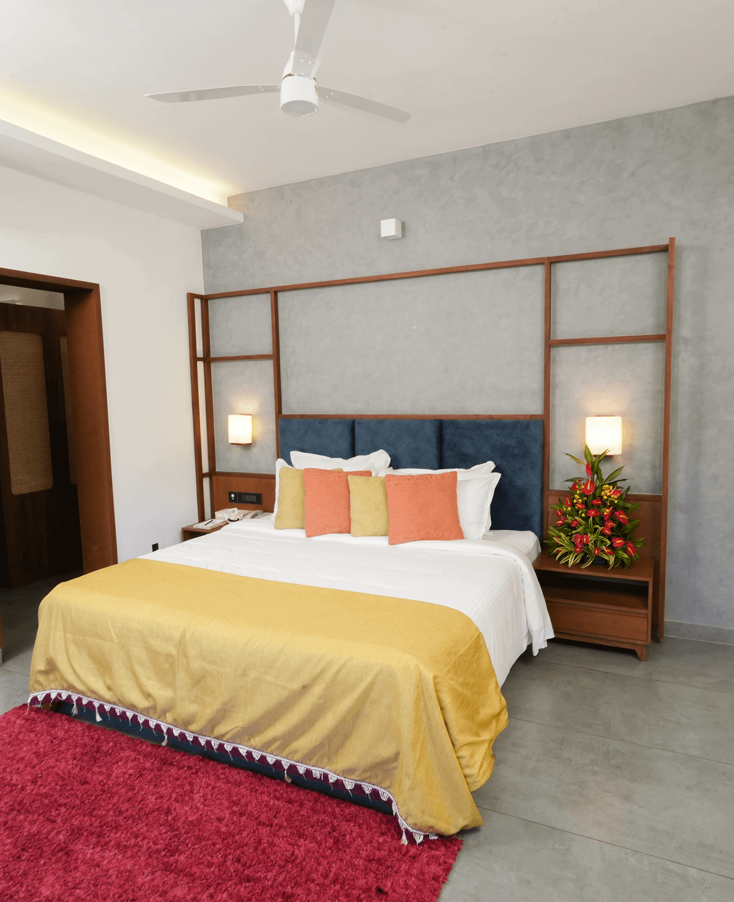 RiversideManor Room image 02